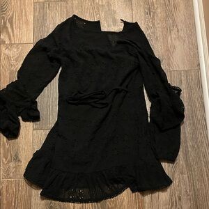 Shyanne flare sleeve eyelet black dress xs